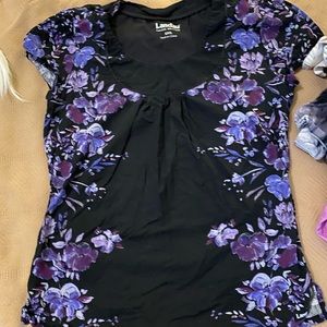 Scrub top size small Landau